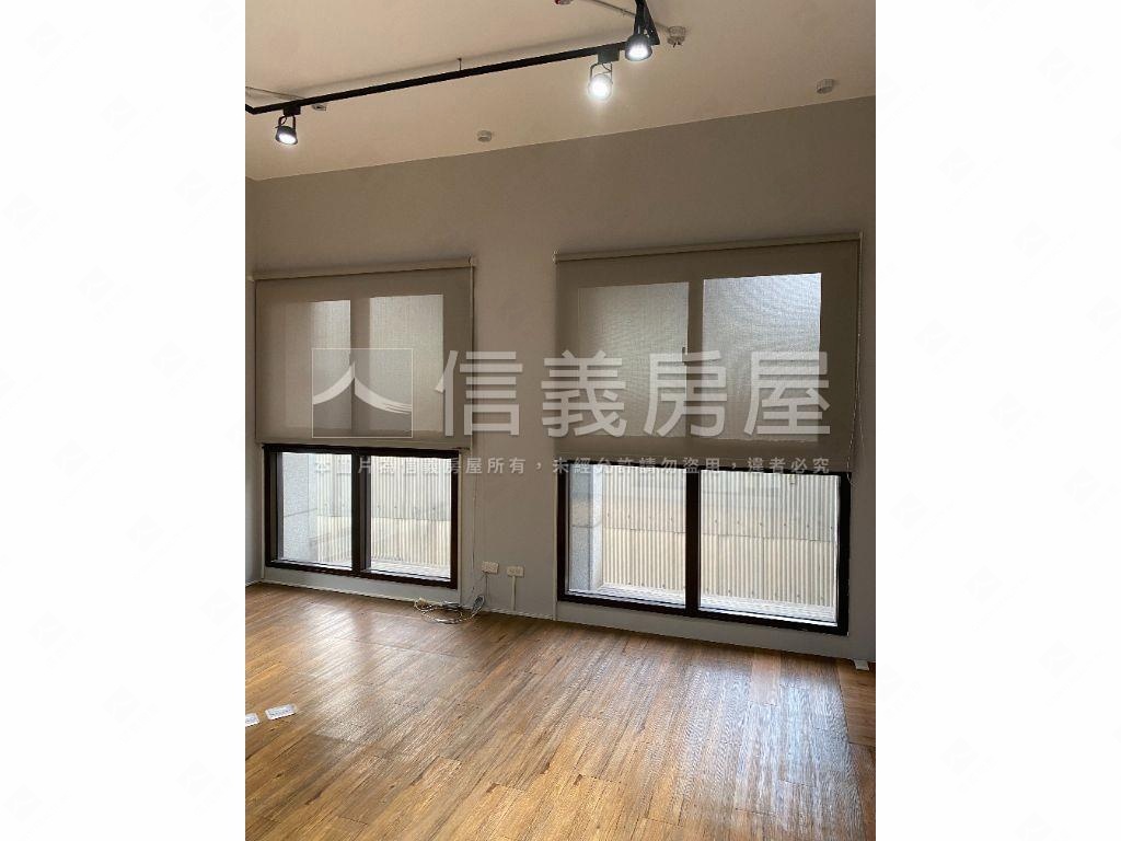 ［世界心］面中庭房屋室內格局與周邊環境