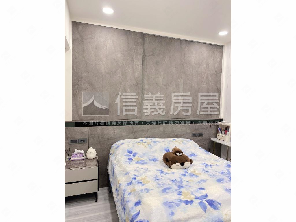 興時代採光百萬裝潢大三房房屋室內格局與周邊環境