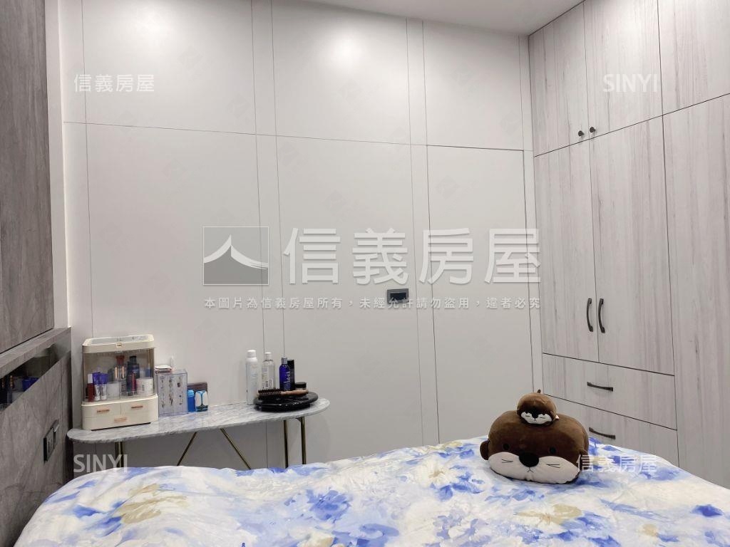興時代採光百萬裝潢大三房房屋室內格局與周邊環境