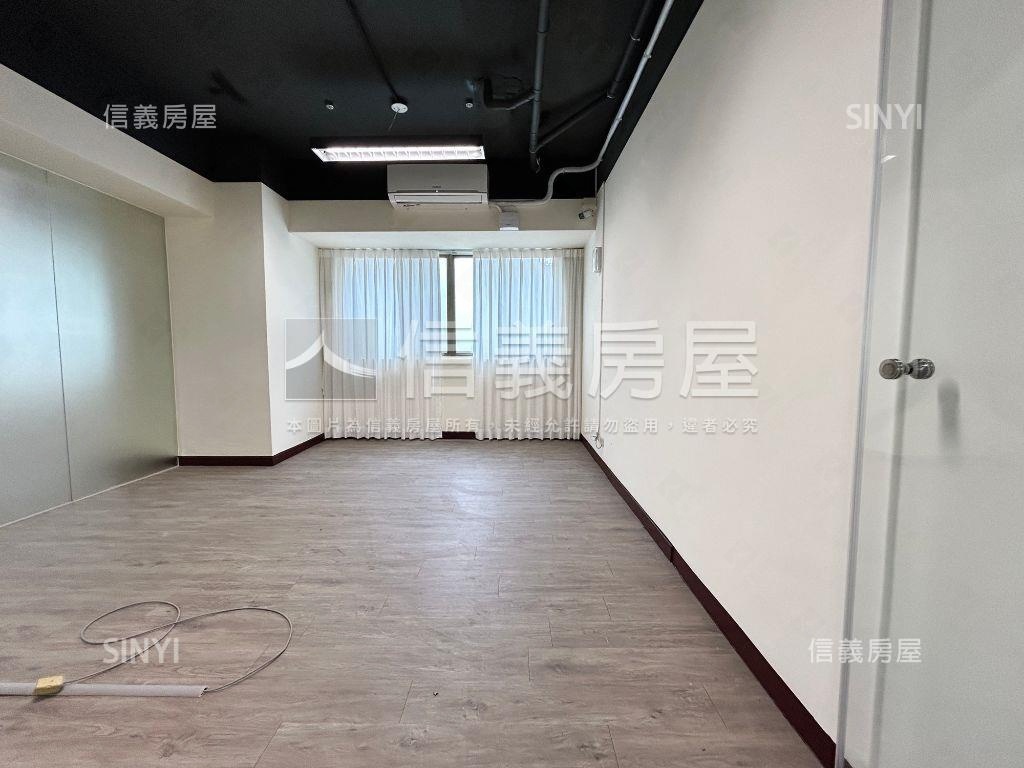 公園首排大面寬店面房屋室內格局與周邊環境