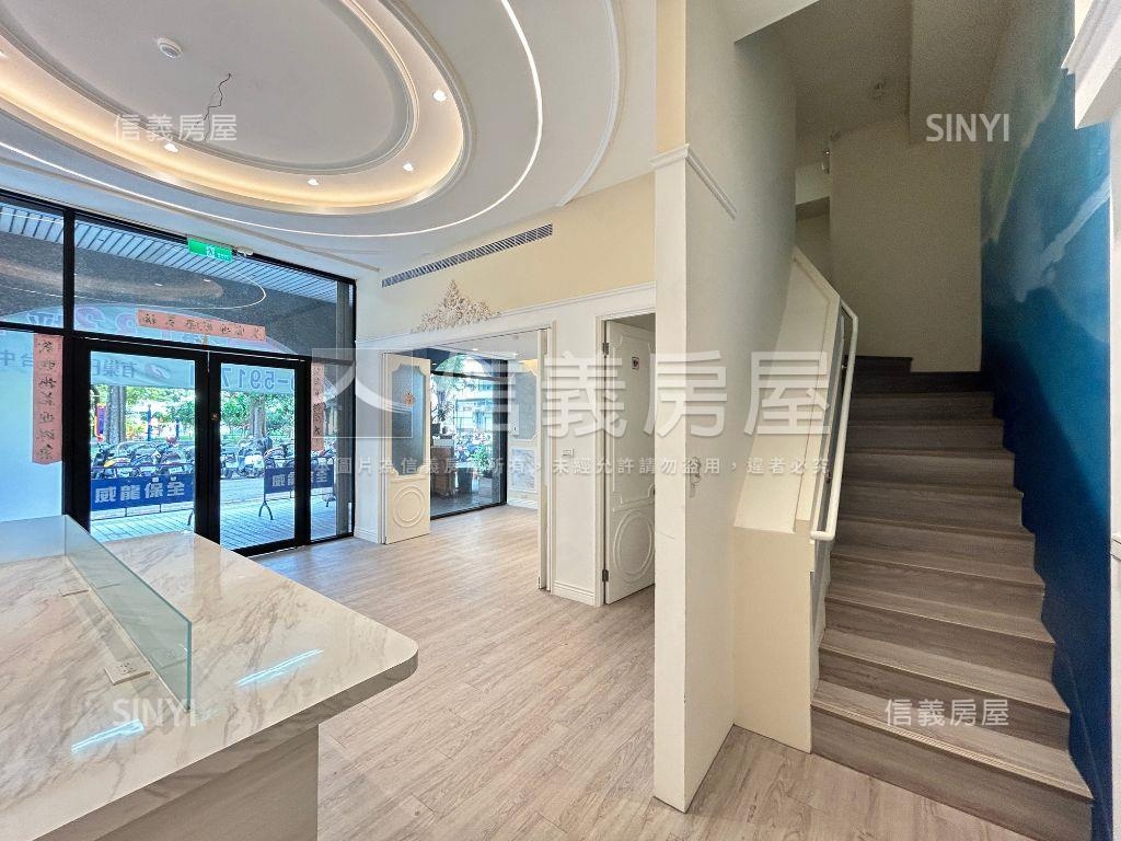 公園首排大面寬店面房屋室內格局與周邊環境