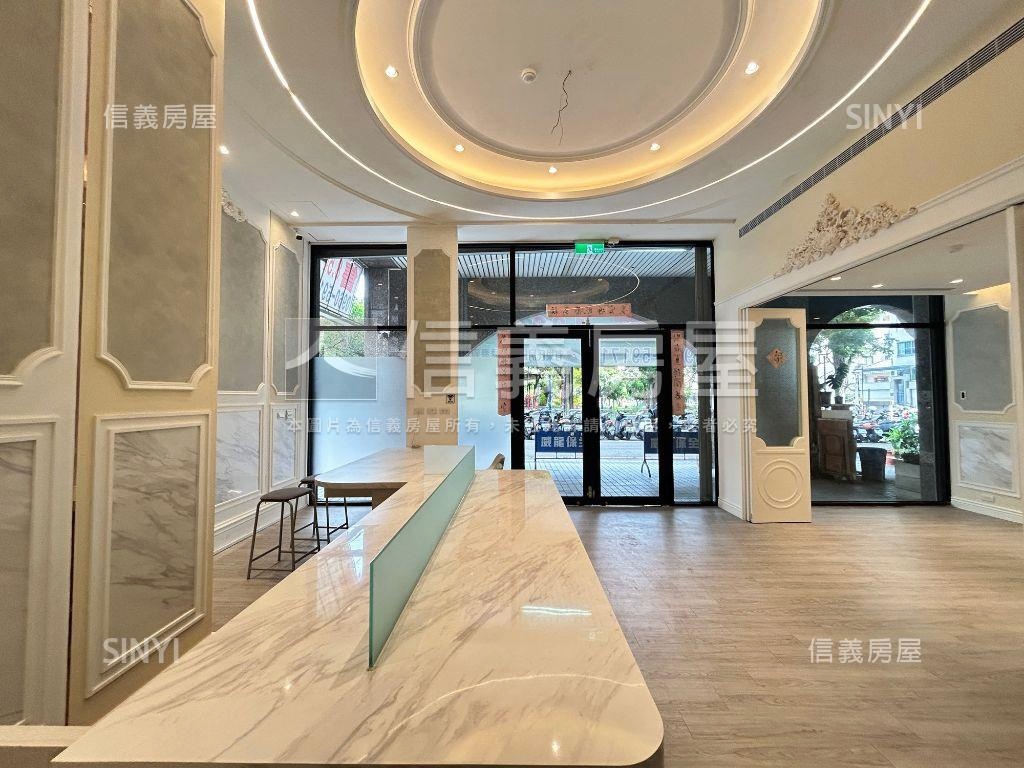 公園首排大面寬店面房屋室內格局與周邊環境
