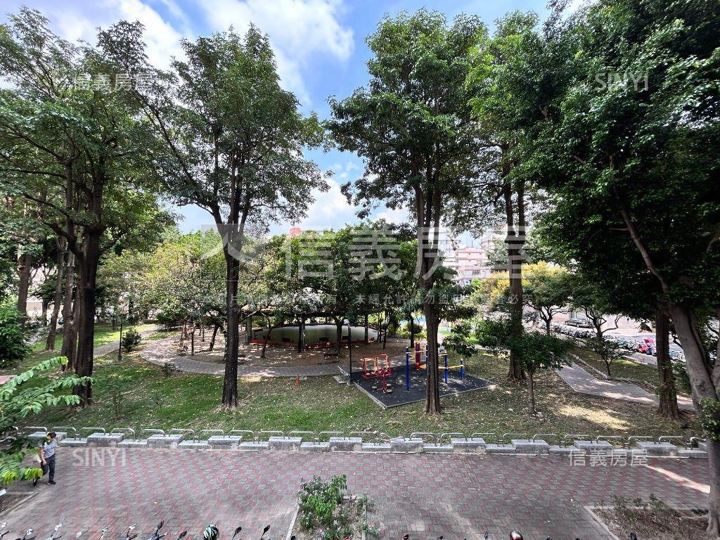 公園首排大面寬店面房屋室內格局與周邊環境