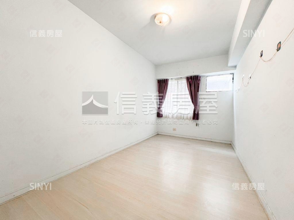 近北平黃昏市場大面寬樓店房屋室內格局與周邊環境