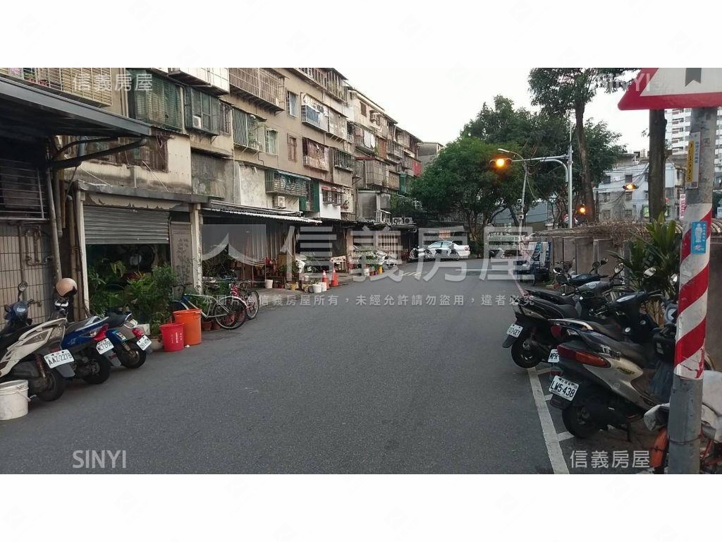 前後都是道路進出／壹樓房屋室內格局與周邊環境