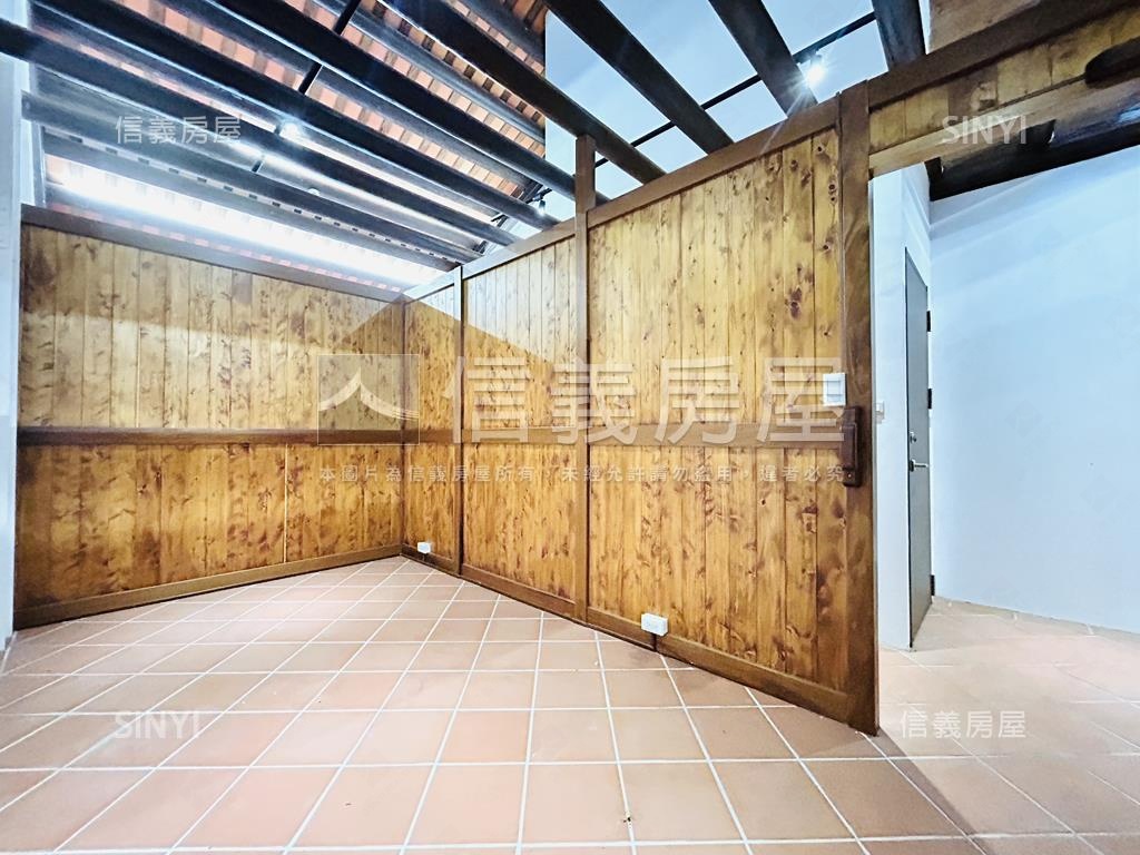 大稻埕．歷史建築公寓二樓房屋室內格局與周邊環境