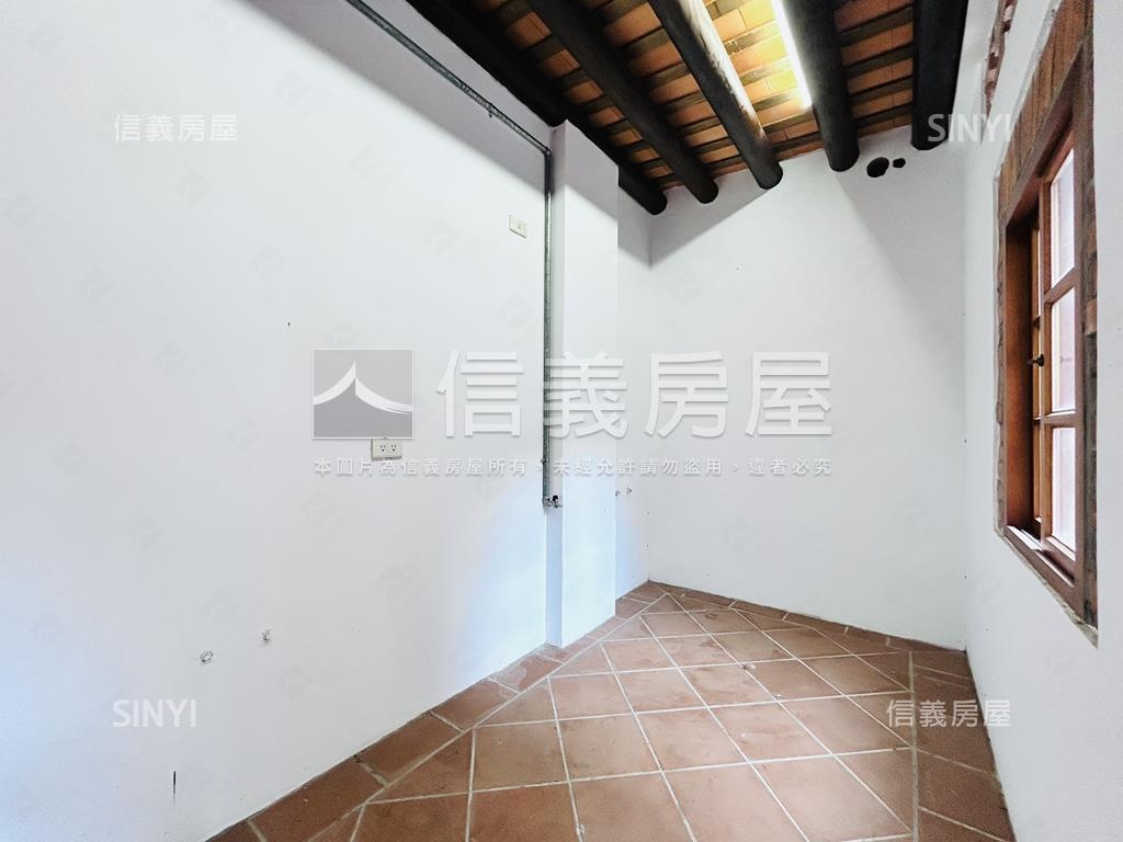 大稻埕．歷史建築公寓二樓房屋室內格局與周邊環境