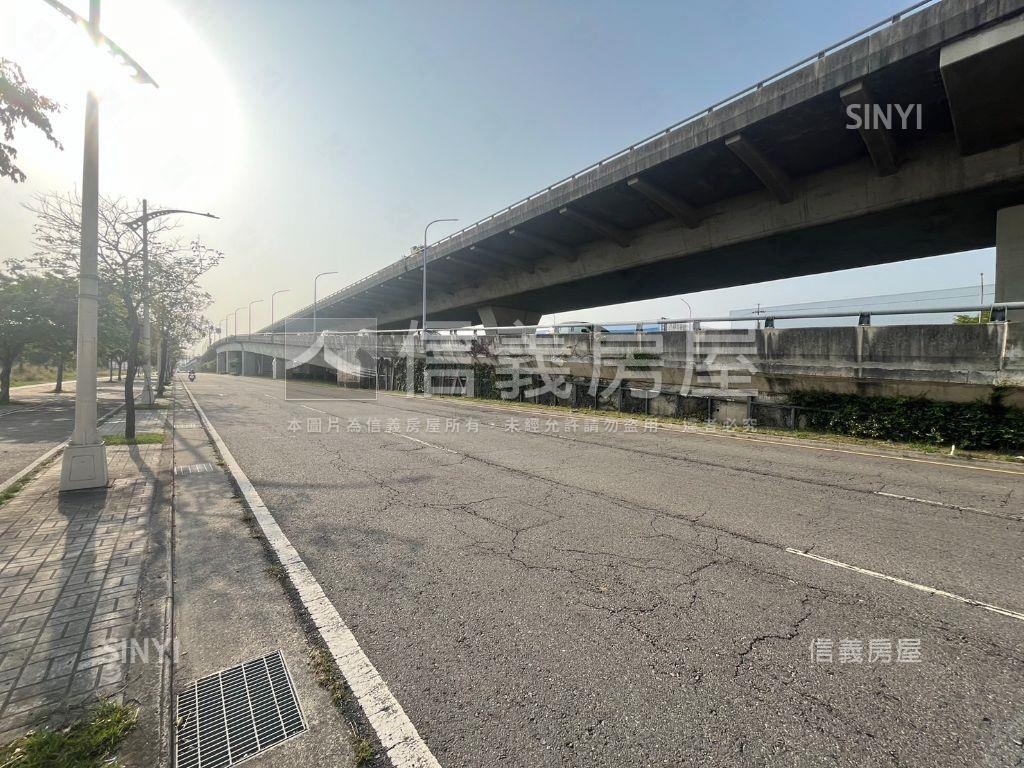 正環中路洲際棒球場旁土地房屋室內格局與周邊環境