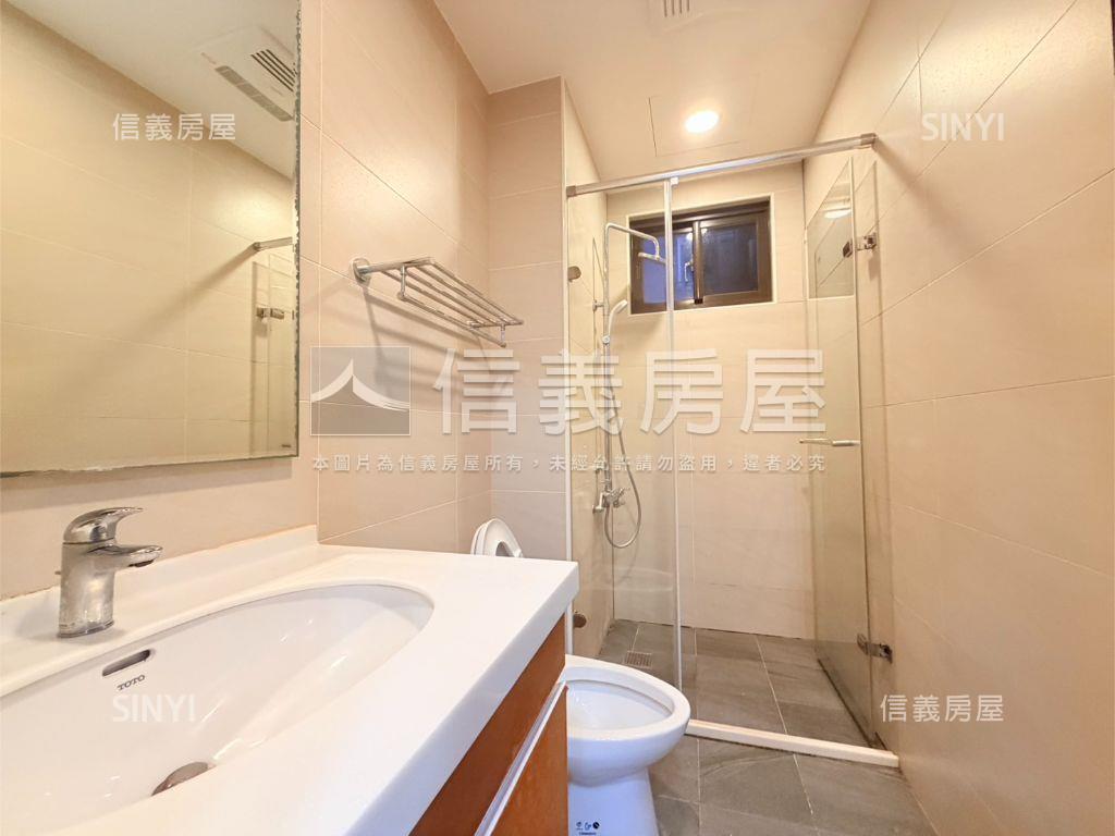 中路心悅兩房車位房屋室內格局與周邊環境