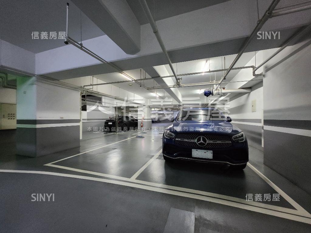 昭揚大器面公園雙車位房屋室內格局與周邊環境
