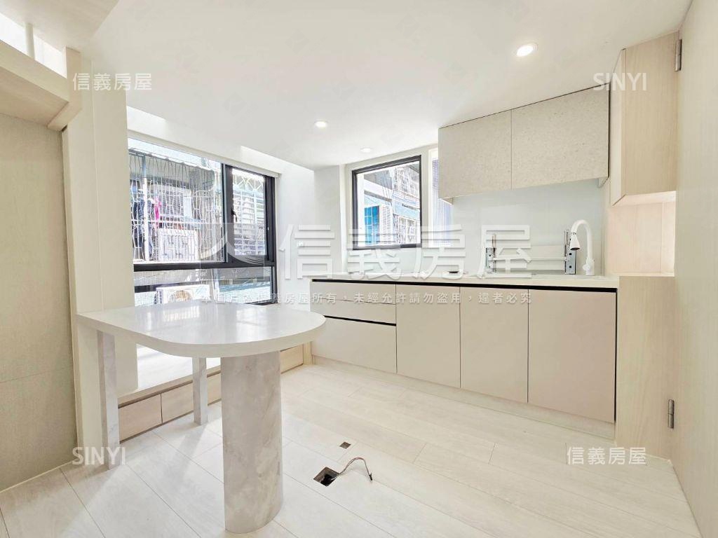 國際大獎團隊★高鐵智能宅房屋室內格局與周邊環境