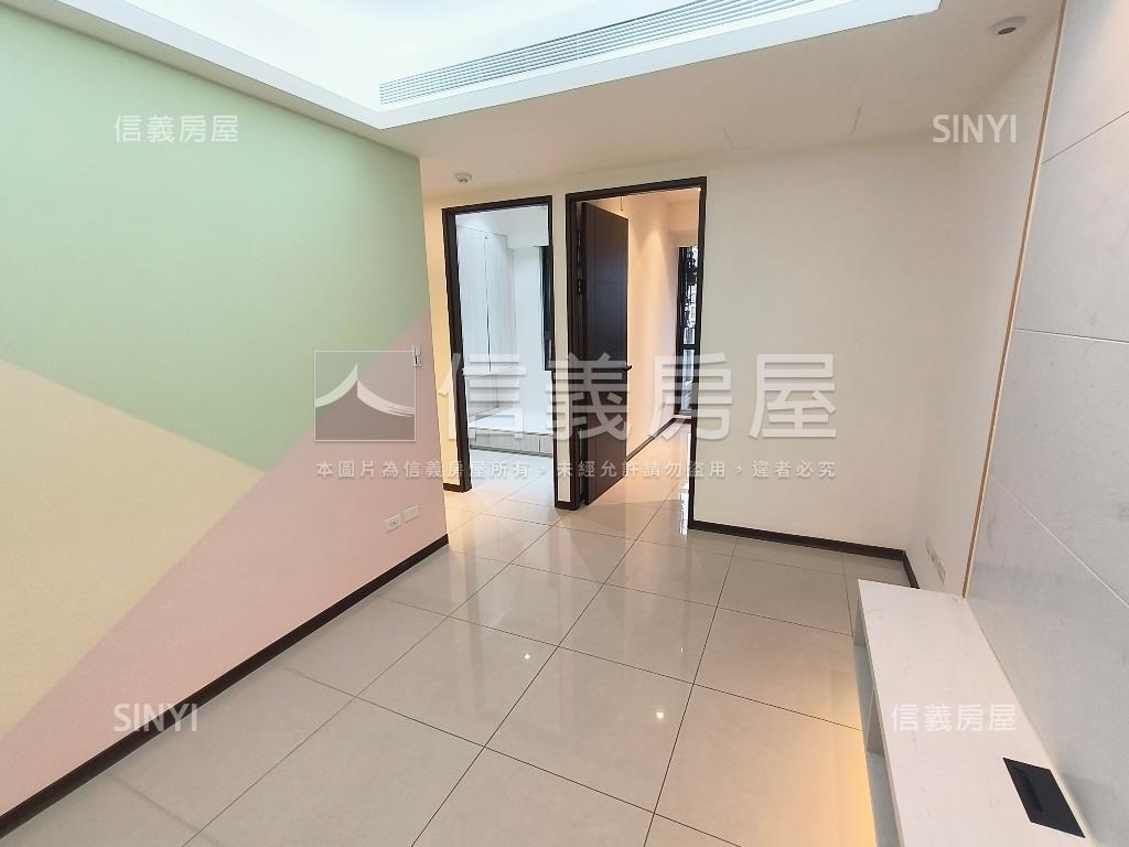 三發易采景觀兩房車位房屋室內格局與周邊環境