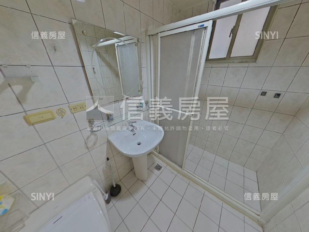 文教科技。高爾夫房屋室內格局與周邊環境