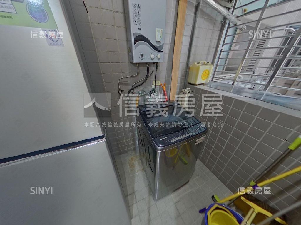 文教科技。高爾夫房屋室內格局與周邊環境