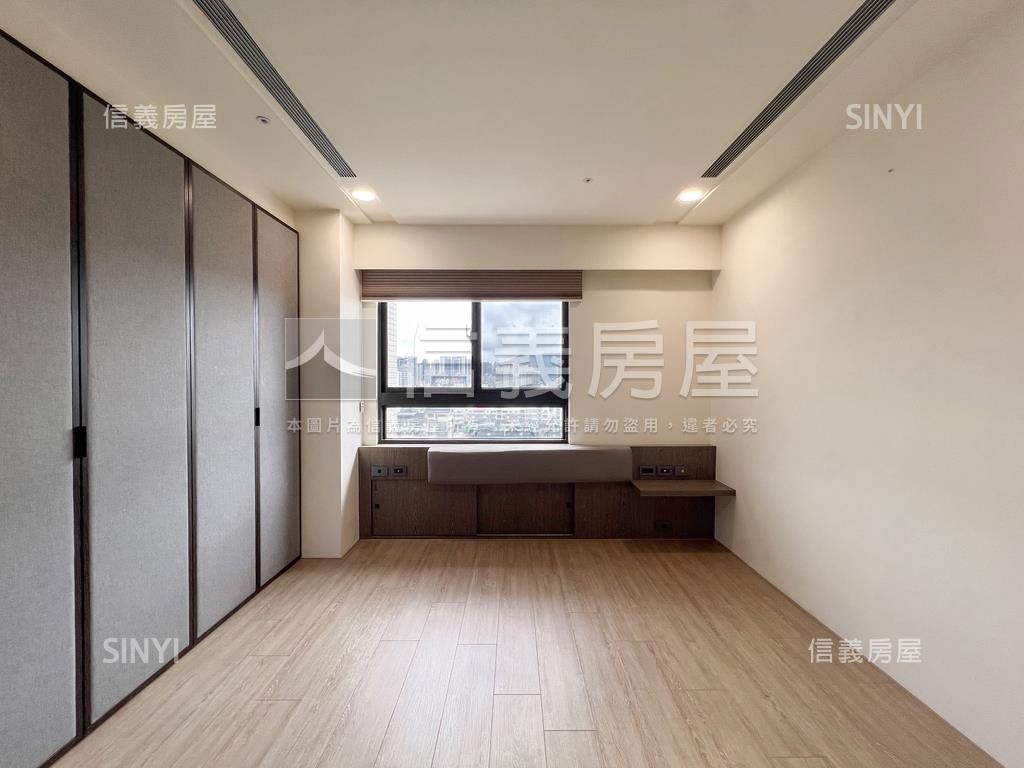 【推薦】左營首排景觀豪邸房屋室內格局與周邊環境