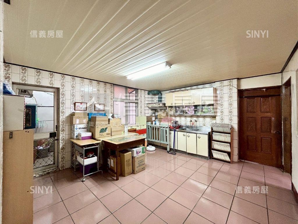 東南街１＋２樓成家大戶房屋室內格局與周邊環境