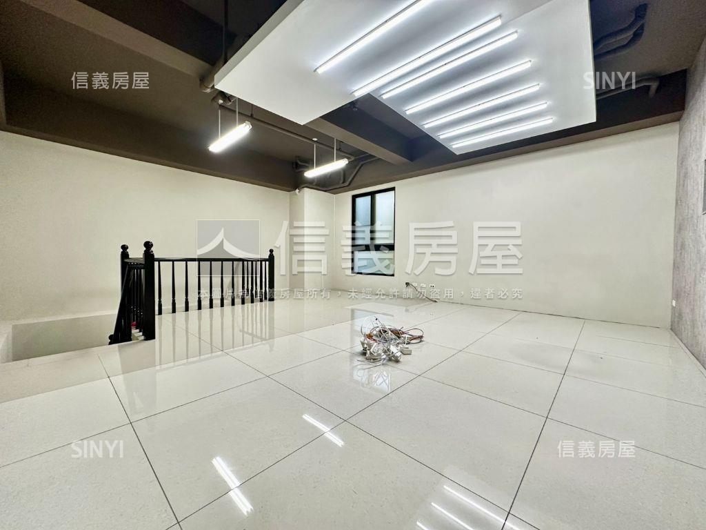 漂亮！正文心路上店面房屋室內格局與周邊環境