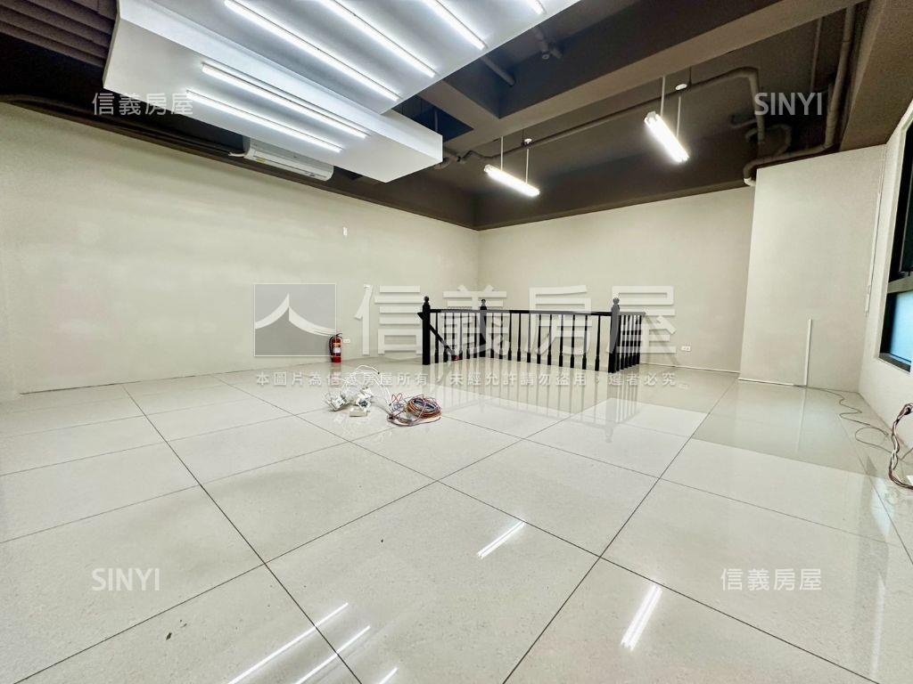 漂亮！正文心路上店面房屋室內格局與周邊環境