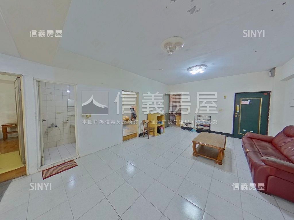 南興巨鑽３房平車房屋室內格局與周邊環境