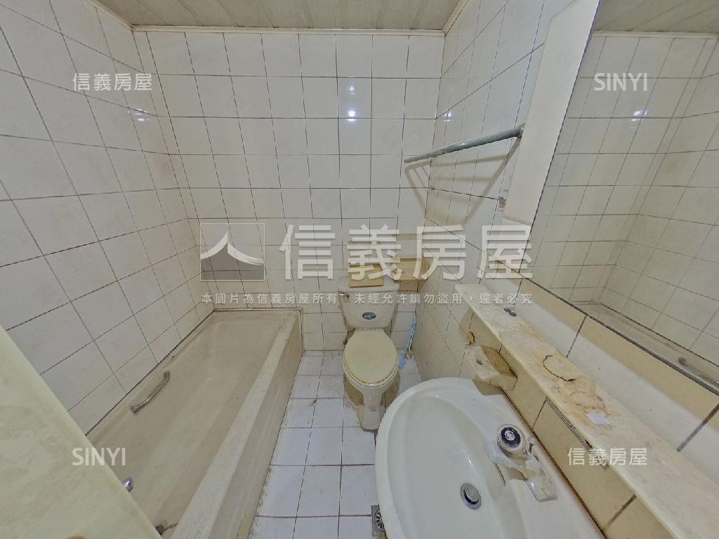南興巨鑽３房平車房屋室內格局與周邊環境