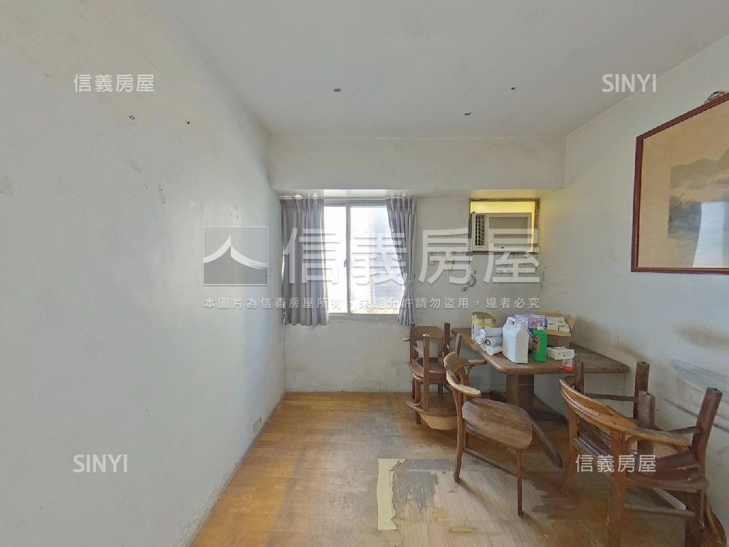 南興巨鑽３房平車房屋室內格局與周邊環境