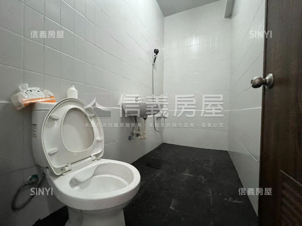 中正路上前路後巷大透店房屋室內格局與周邊環境