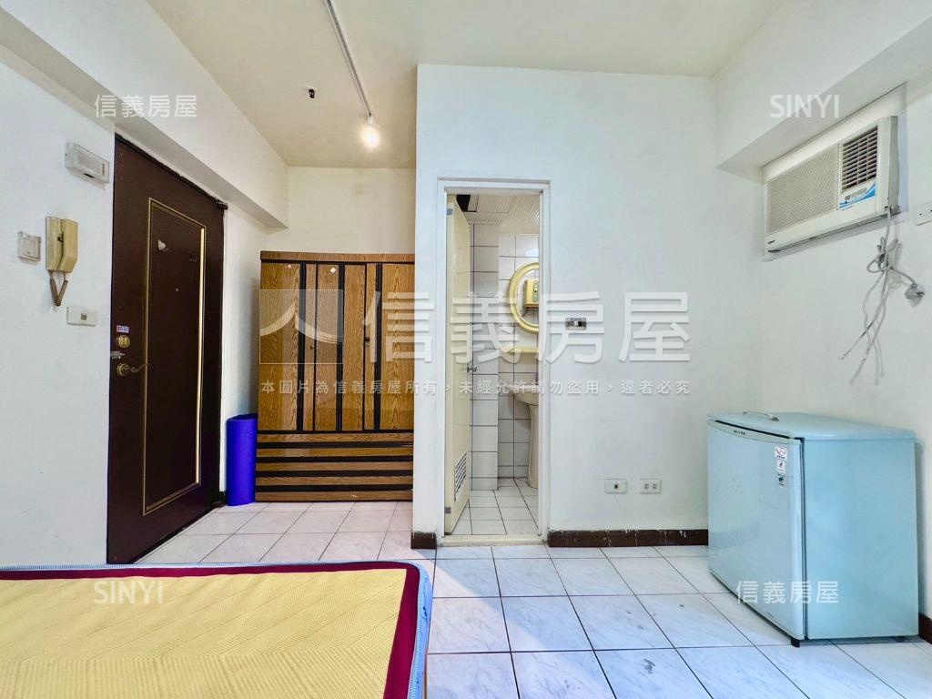 ★近水樓台可看方正套房房屋室內格局與周邊環境