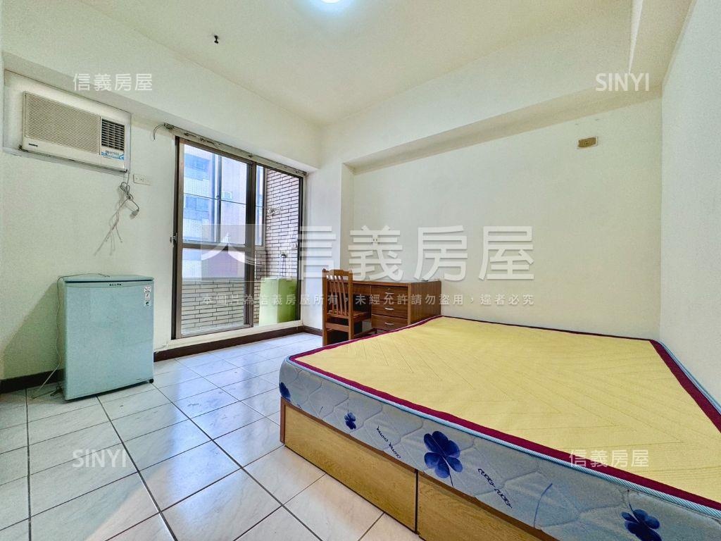 ★近水樓台可看方正套房房屋室內格局與周邊環境