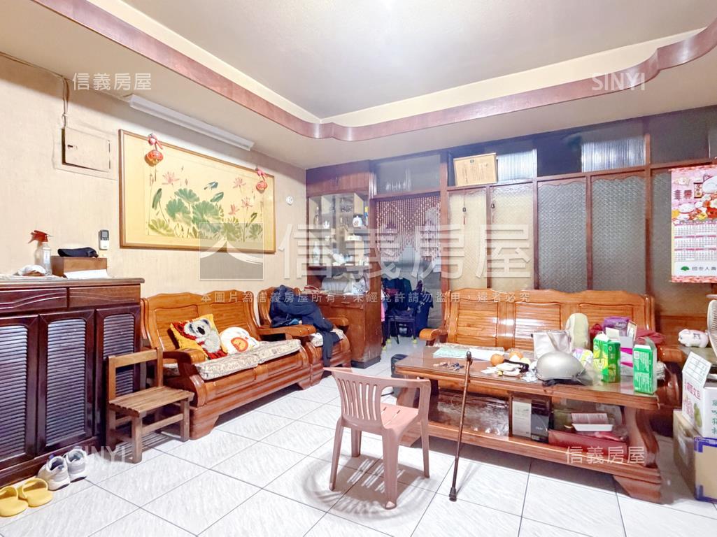 【二樓】新明低總價房屋室內格局與周邊環境