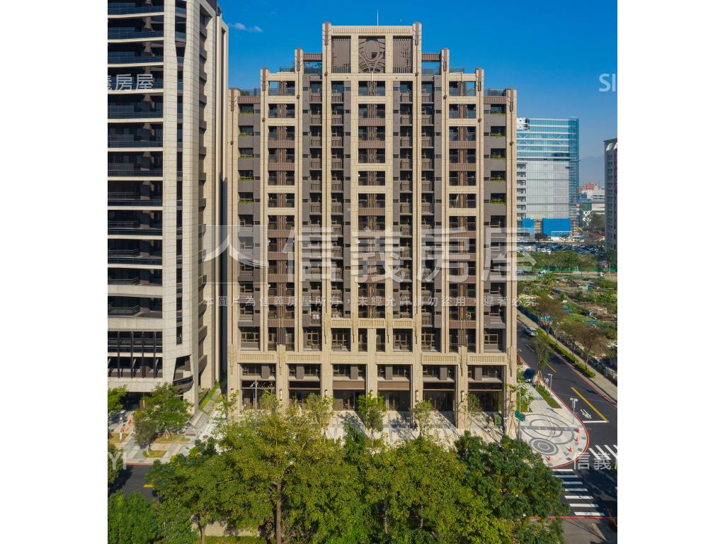名軒富麗挑高樹海３樓房屋室內格局與周邊環境