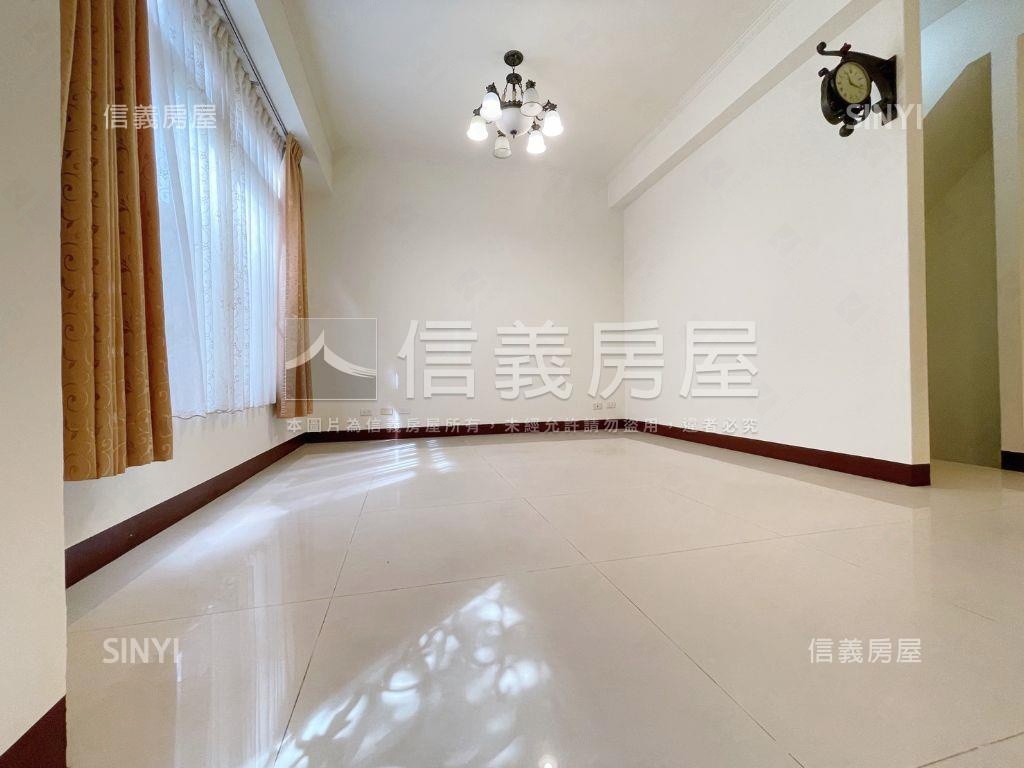 專任崇德仁美學區雙車別墅房屋室內格局與周邊環境