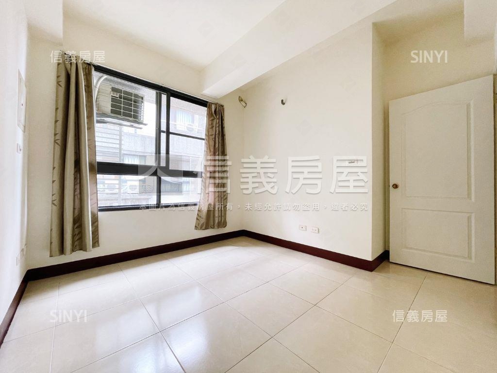 專任崇德仁美學區雙車別墅房屋室內格局與周邊環境