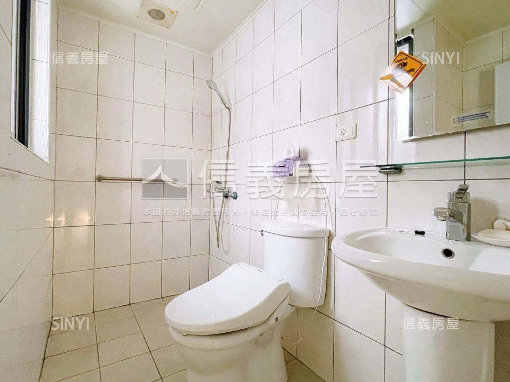 專任崇德仁美學區雙車別墅房屋室內格局與周邊環境