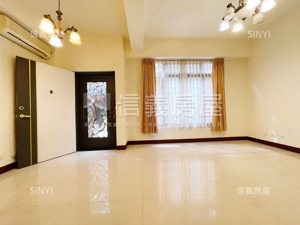 專任崇德仁美學區雙車別墅房屋室內格局與周邊環境