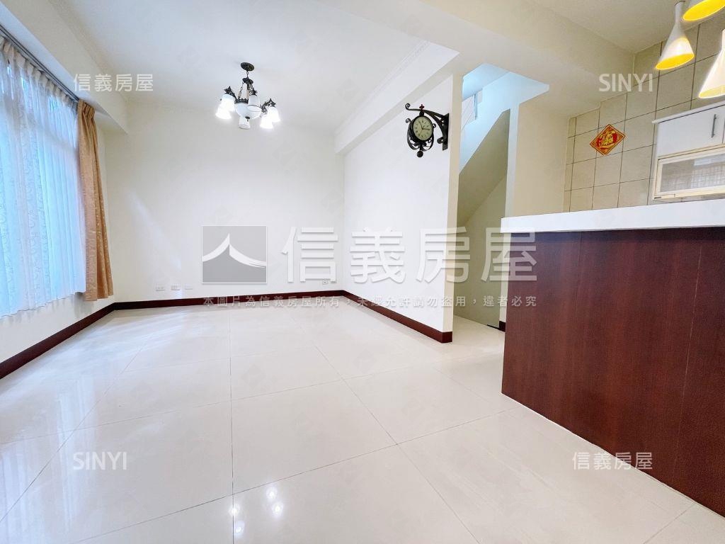 專任崇德仁美學區雙車別墅房屋室內格局與周邊環境