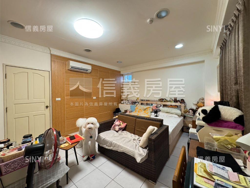 精選★伯爵夫人樓中樓房屋室內格局與周邊環境