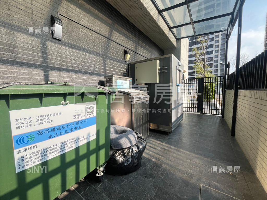 楠梓藍田路上清靜豪邸平車房屋室內格局與周邊環境
