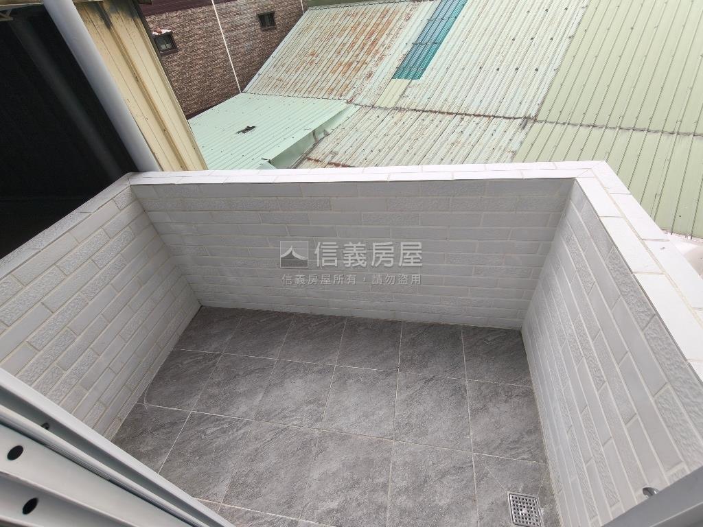 玉竹商圈翻新正３樓透店房屋室內格局與周邊環境