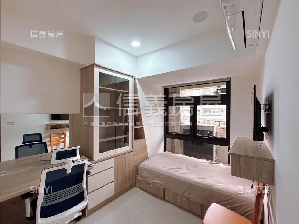 芝山捷運景觀三房平面車位房屋室內格局與周邊環境