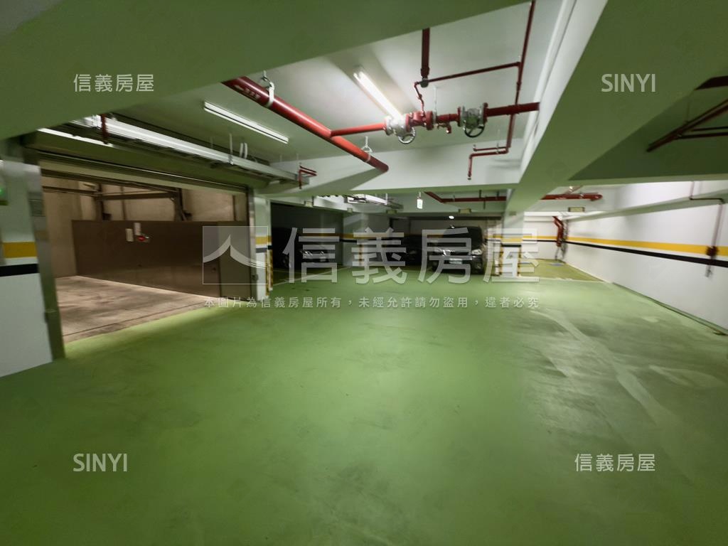 芝山捷運景觀三房平面車位房屋室內格局與周邊環境