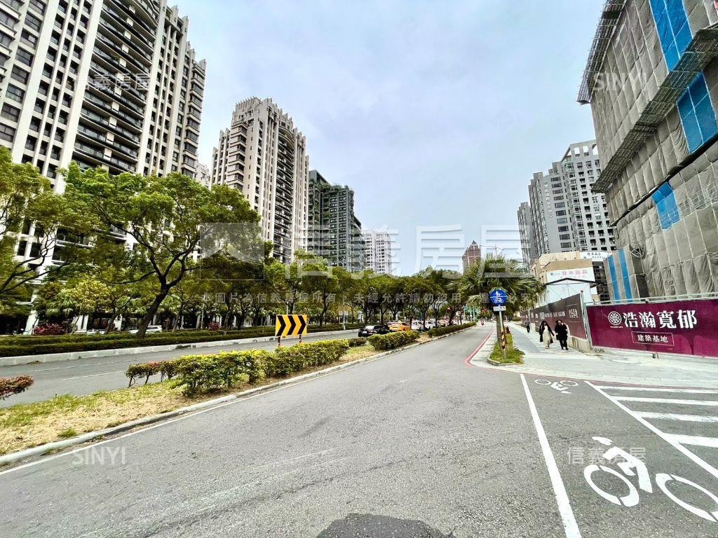 浩瀚寬郁三房Ｂ－６Ｆ房屋室內格局與周邊環境