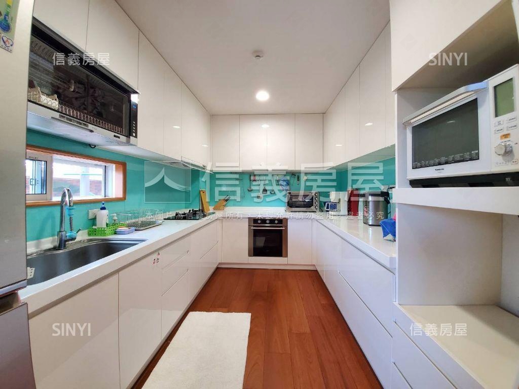 萊茵日式木構別墅城堡房屋室內格局與周邊環境