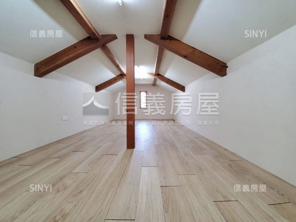 萊茵日式木構別墅城堡房屋室內格局與周邊環境