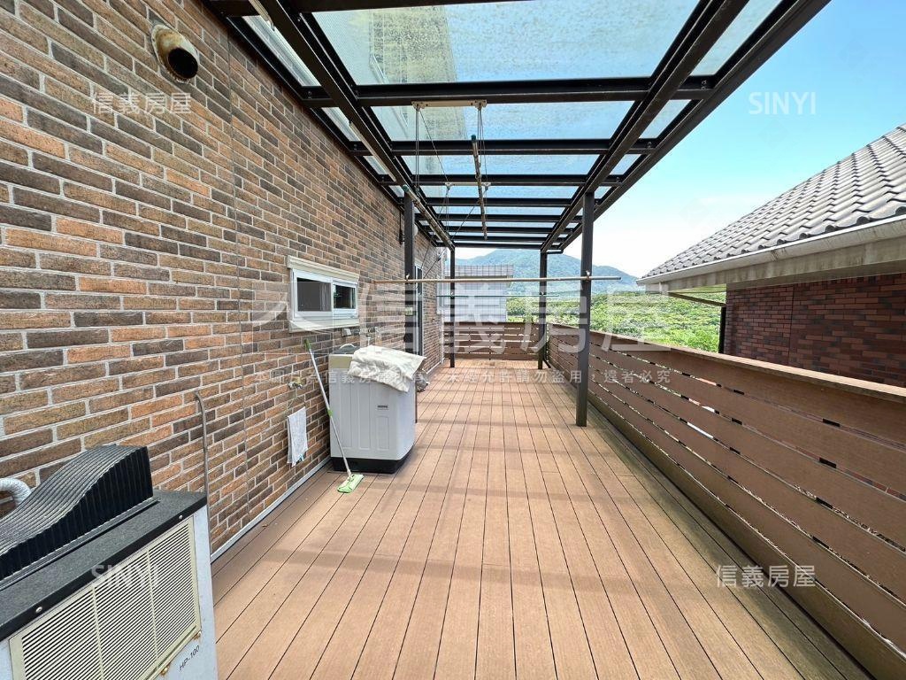 萊茵日式木構別墅城堡房屋室內格局與周邊環境