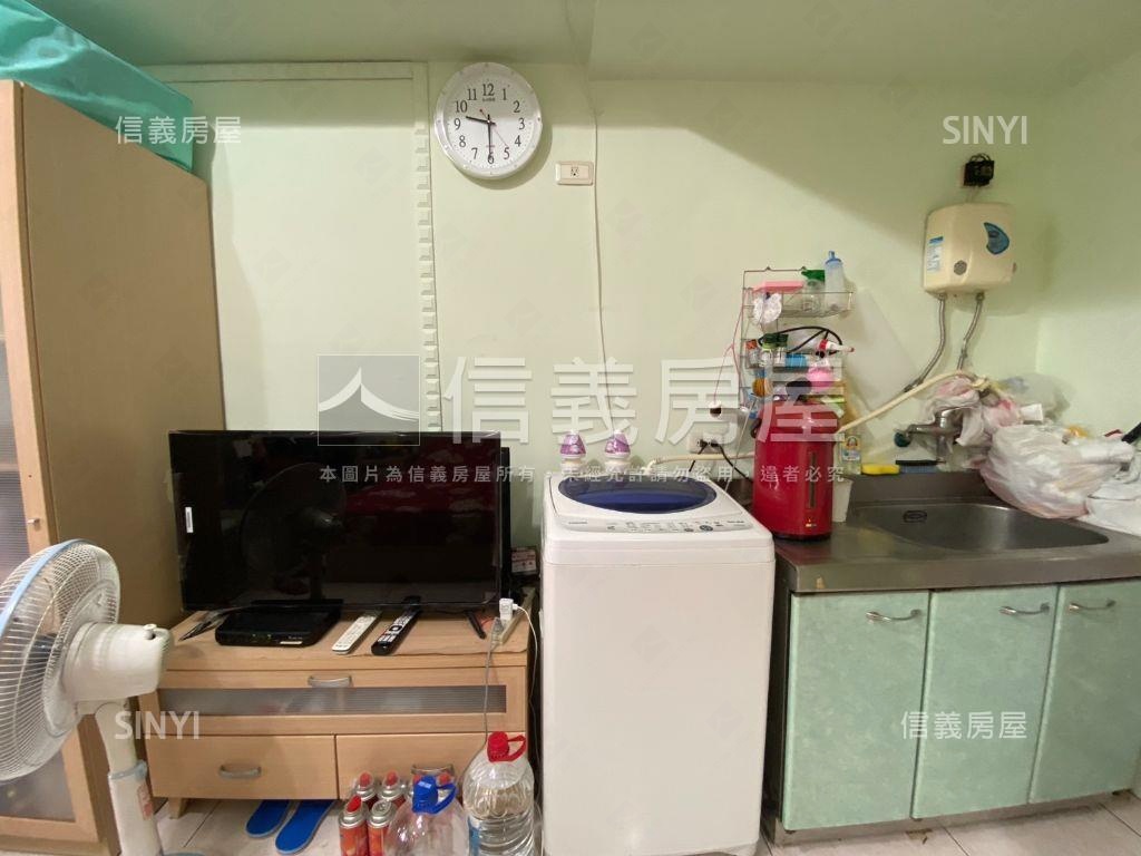 近火車站優質大套房房屋室內格局與周邊環境