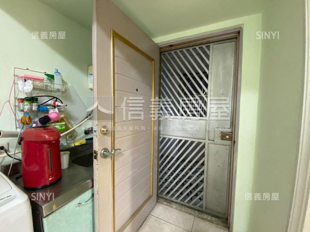 近火車站優質大套房房屋室內格局與周邊環境