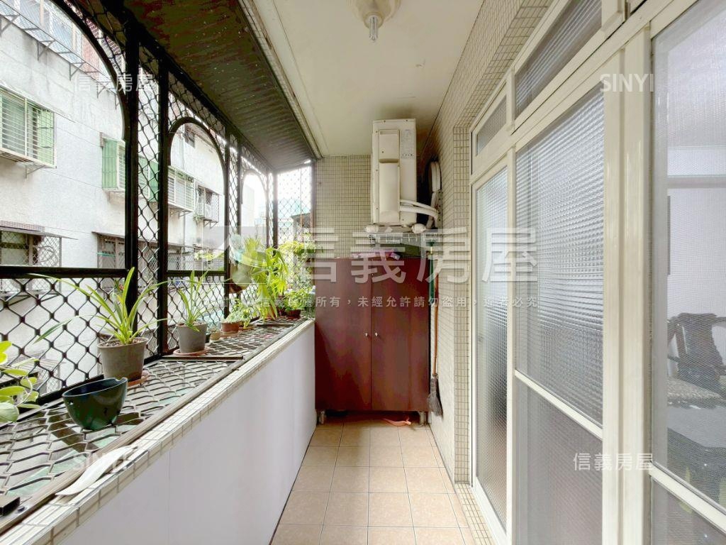 伯爵村方正美三房房屋室內格局與周邊環境