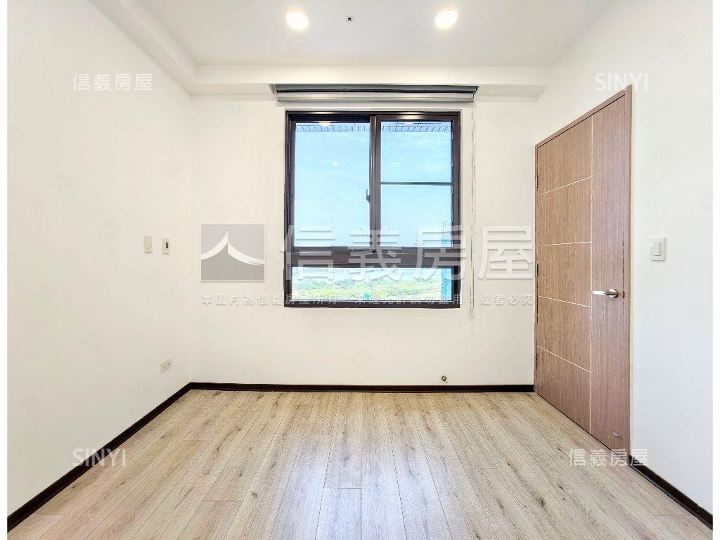 ★芬蘭極光河景三房車位★房屋室內格局與周邊環境