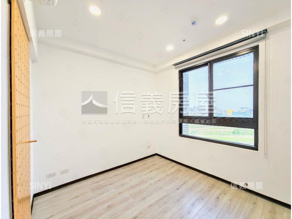 ★芬蘭極光河景三房車位★房屋室內格局與周邊環境