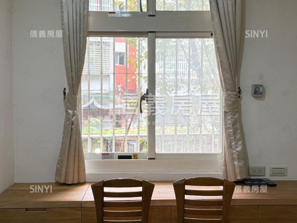 象山口爺爺建築的避風港房屋室內格局與周邊環境